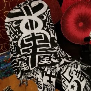 KILLSTAR  Spiritus sweater wrap shawl jacket